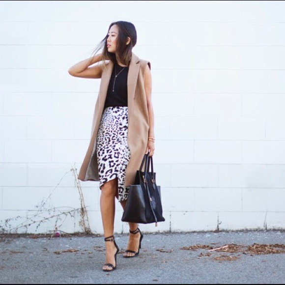 Keepsake asymmetric leopard skirt - Picture 3 of 6